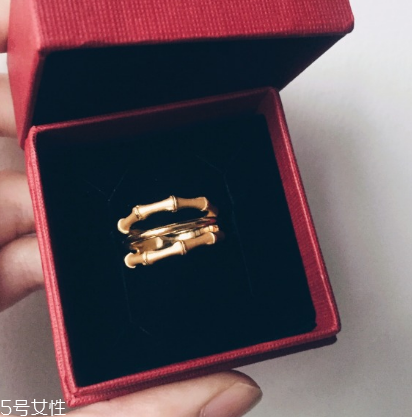 戒指可以戴大拇指嗎？戒指能不能戴在大拇指
