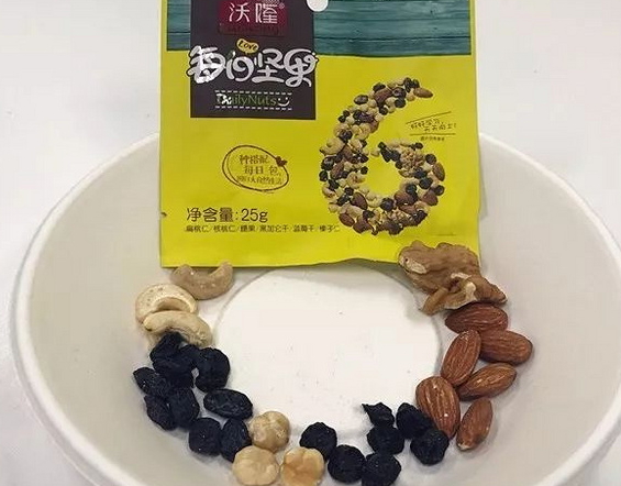 每日?qǐng)?jiān)果哪個(gè)牌子好？每日?qǐng)?jiān)果品牌對(duì)比