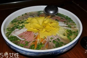 洛陽(yáng)不翻湯哪家最正宗 洛陽(yáng)不翻湯怎么來的