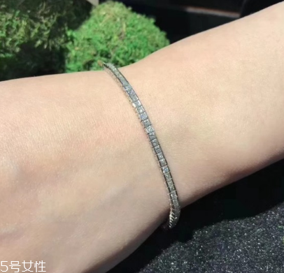 手鏈一般多少顆珠子？手鏈一般是幾個珠子？