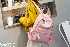 女生背什么包更甜美？適合甜美型女生的包包