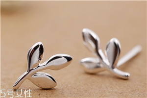 耳釘彎了怎么弄直？耳釘變彎了怎么辦？