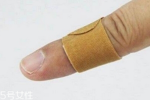 創(chuàng)可貼可以貼臉上嗎？臉上能貼創(chuàng)可貼嗎？