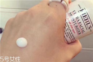 乳液可以當(dāng)晚霜用嗎？乳液當(dāng)晚霜用好嗎？