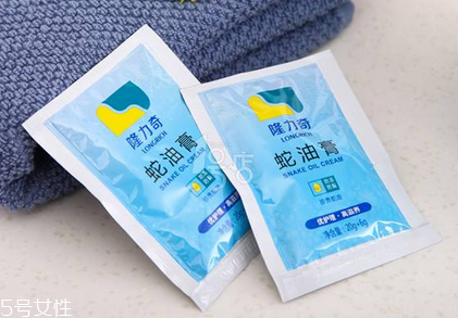 蛇油膏是不是越擦越黑？蛇油膏擦了會變黑嗎？