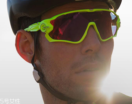 oakley眼鏡是什么檔次？歐克利眼鏡檔次介紹