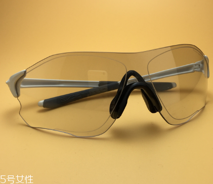 oakley眼鏡怎么樣？歐克利眼鏡好嗎？