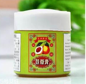 豆蔻膏過期還能涂抹嗎？過期的豆蔻膏還能用嗎？