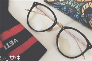 眼鏡可以用紙巾擦嗎？眼鏡能不能用紙擦？