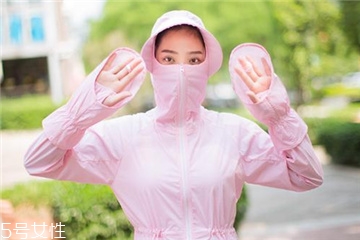 防曬衣可以防止曬黑嗎？防曬衣能不能防曬黑？