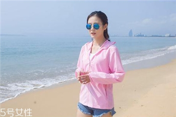 防曬衣上的油怎么洗？防曬衣上滴了油用什么洗？
