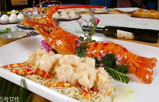 波士頓龍蝦死了還能吃嗎？死的波士頓龍蝦能吃嗎？