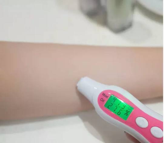 蘭芝紫色隔離好用嗎？黃皮美白利器