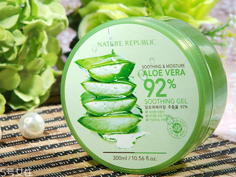 油皮能用蘆薈膠嗎？油性皮膚能用蘆薈膠嗎？