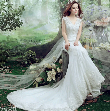 婚紗租一天多少錢？婚紗租金一般是多少？