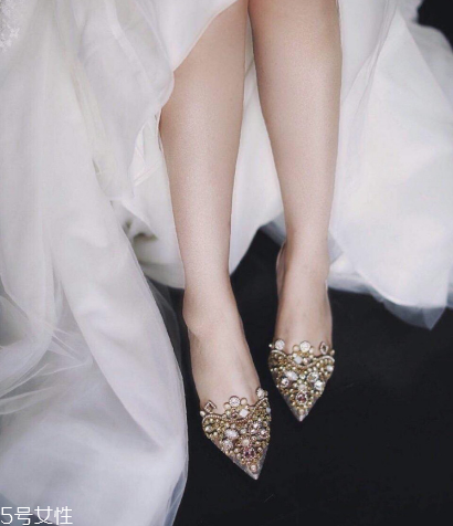 婚鞋可以送人嗎？婚鞋送人好嗎？