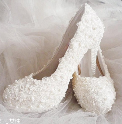 婚鞋可以提前穿嗎？婚鞋提前穿有影響嗎？