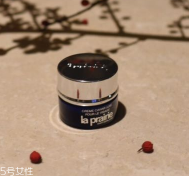 眼霜開封后保質(zhì)期多久？眼霜開封多久不能用？