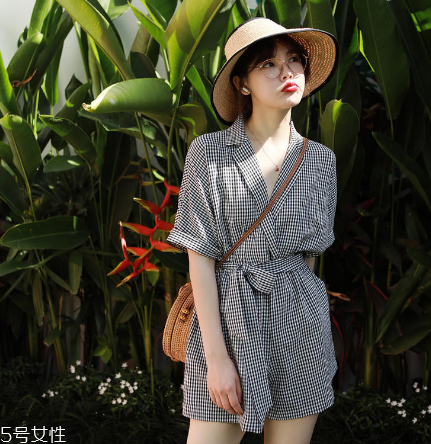 白領(lǐng)上班穿什么衣服？白領(lǐng)mm穿搭圖片