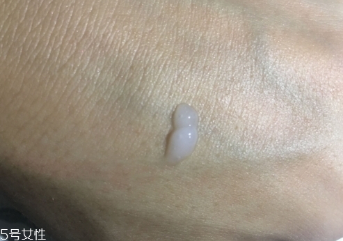 珂潤眼霜怎么樣？珂潤眼霜使用心得