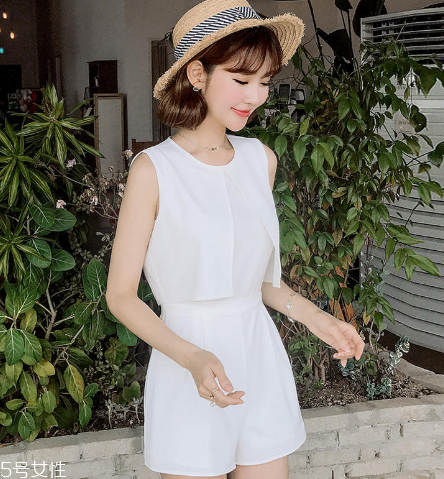 夏天穿什么連體褲好看？夏天適合穿什么連體褲？