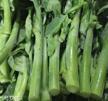芥蘭能炒牛肉嗎？芥蘭炒牛肉的做法