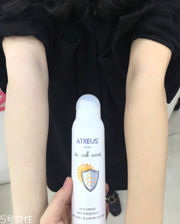 防曬噴霧里面有酒精嗎？防曬噴霧都有酒精嗎？