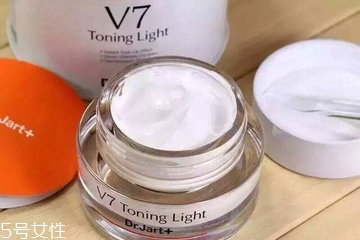 素顏霜晚上可以不洗嗎？素顏霜不洗有副作用嗎？