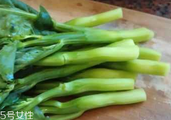 芥蘭不能和什么一起吃？芥蘭能和雞肉吃嗎？