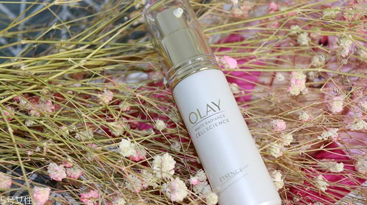 olay水感透白系列與水感透白臻粹系列哪個(gè)好？什么區(qū)別？