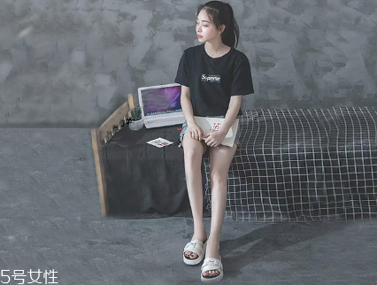 夏天穿什么涼鞋舒服？夏天適合穿什么涼鞋？