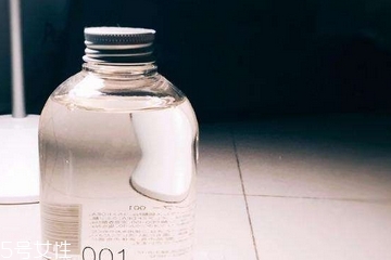 玉肌洗發(fā)水控油嗎？玉肌洗發(fā)水有控油功效嗎？
