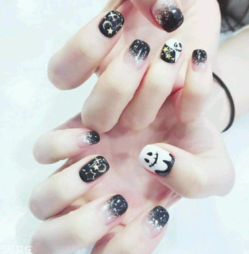 q版萬圣節(jié)美甲怎么做？q版萬圣節(jié)美甲教程