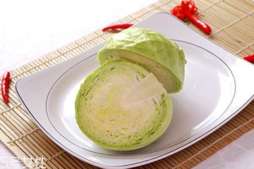 牛心菜可以做沙拉嗎？牛心菜怎么做沙拉？