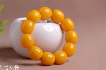 蜜蠟手串怎么盤？蜜蠟手串盤玩技巧