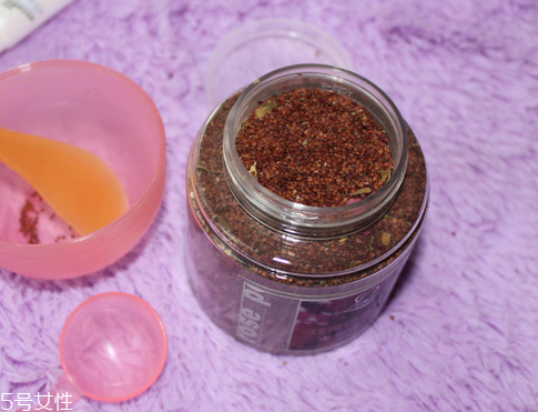 海藻面膜用什么水調最好？海藻面膜和什么調最好？
