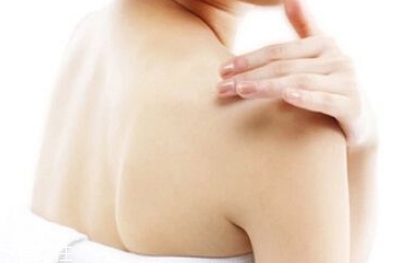 洗澡后身體乳什么時間涂？身體乳涂晚了會怎樣？