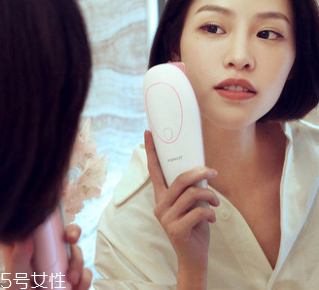 易科美納米點(diǎn)陣靠譜嗎？易科美點(diǎn)陣嫩膚美容儀有效嗎