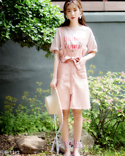 不會(huì)穿衣服搭配怎么辦？有這三樣就夠了