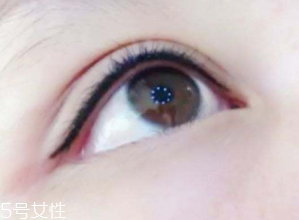 半永久美瞳線(xiàn)怎么洗臉 這么做能避免發(fā)炎