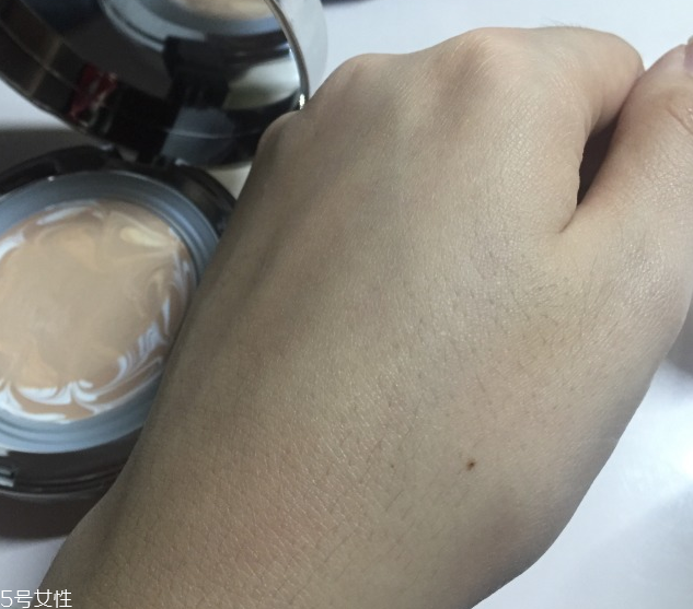 愛敬氣墊13號色怎么樣？愛敬氣墊水粉霜使用心得