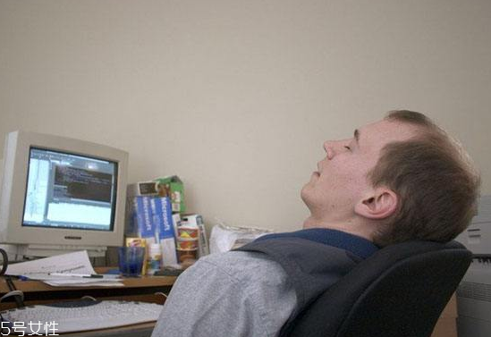 午休需要休息多久？健康午休需要注意的事項