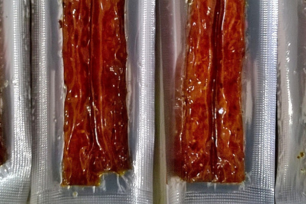 辣條是腐竹做的嗎？衛(wèi)龍辣條承載了90后童年的回憶