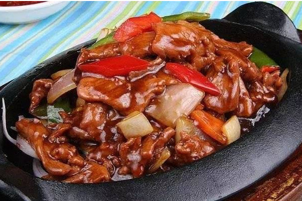 蠔油牛肉是哪個(gè)地方的菜？蠔油牛肉嫩是有竅門的