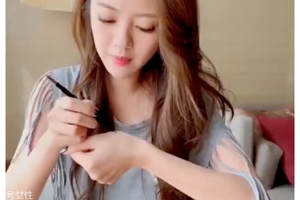 自然野生眉怎么畫(huà) 這樣畫(huà)宛如天生
