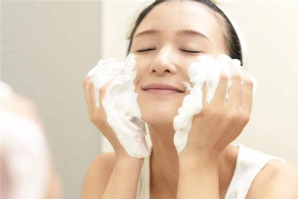 解決女性手腳冰冷、緩經(jīng)痛必吃8大食材