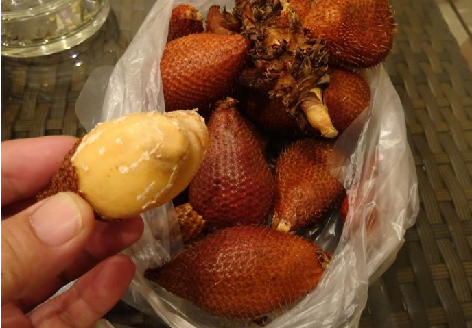蛇皮果是什么季節(jié)成熟？蛇皮果是什么味道？