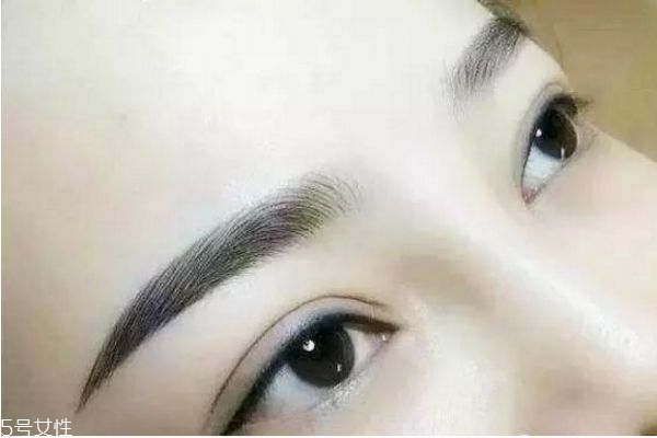 氧氣眉剛做出來(lái)的圖片 無(wú)痂輕氧眉一個(gè)星期圖