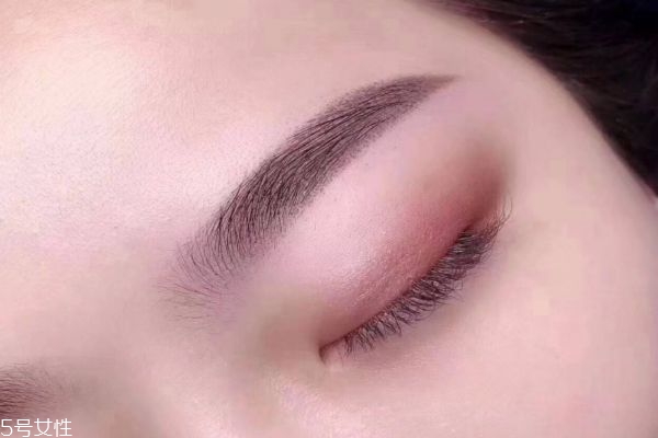 氧氣眉剛做出來(lái)的圖片 無(wú)痂輕氧眉一個(gè)星期圖
