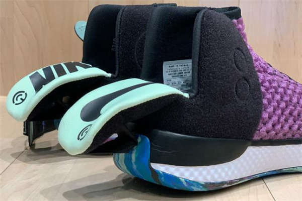 nike air zoom unvrs開(kāi)箱測(cè)評(píng)-air zoom unvrs配置怎么樣